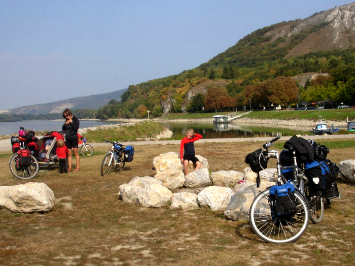 Cykeltur langs Donau- Frokost - Donau - Østrig - Alle Ud