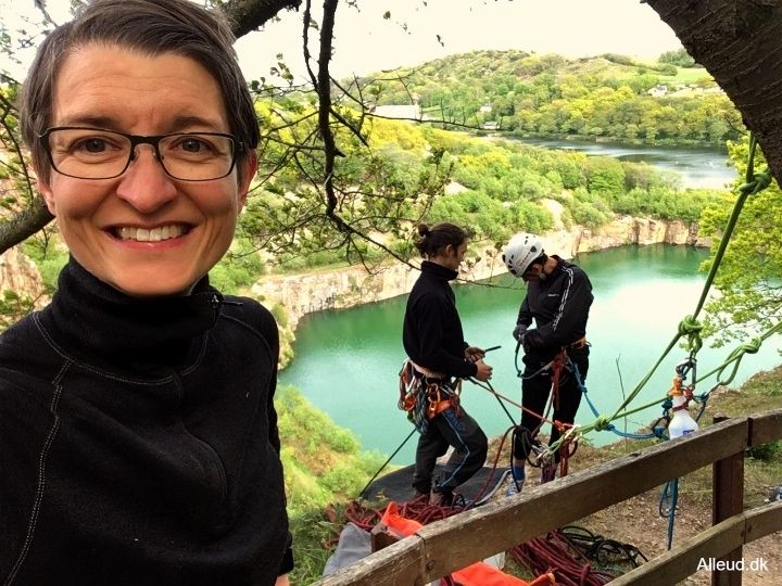 Rappelling Klatring Bornholm Opalsøen Udstyr Familie klippeklatring aktiv ferie